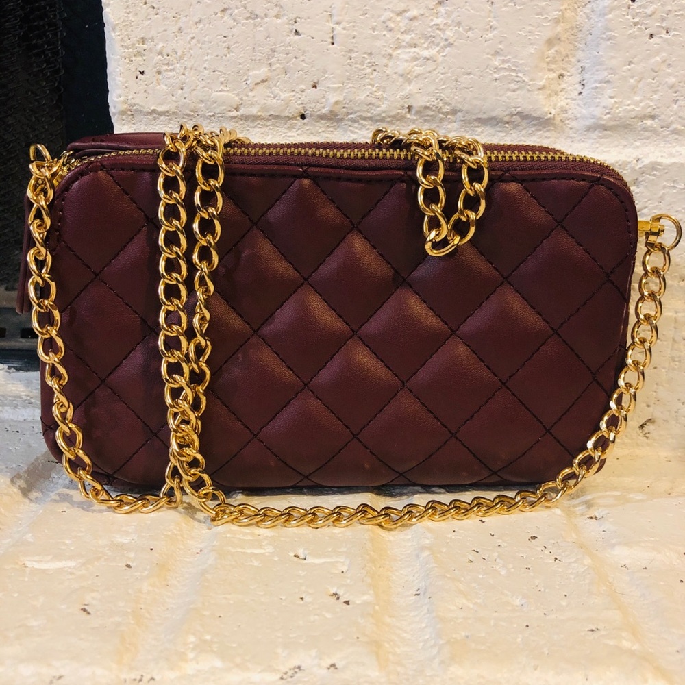Justfab burgundy crossbody quilted chain purse
